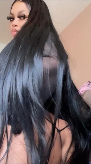 Bella 🎀, 22  female escort, Akron