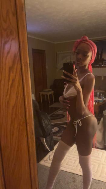 LANII STARR, 20 African American female escort, Akron