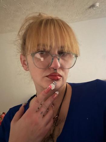 Lizzy, 33  female escort, Akron