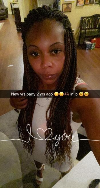 Janesha , 28  female escort, Akron