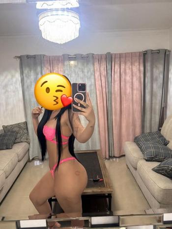 Noelia, 27  female escort, Akron
