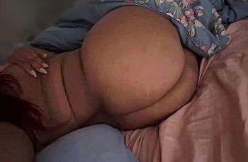 Luna, 26  female escort, Akron