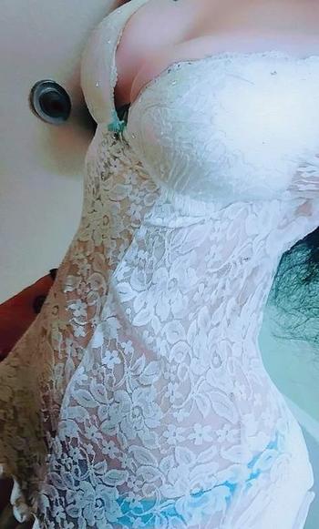 2342722070, female escort, Akron